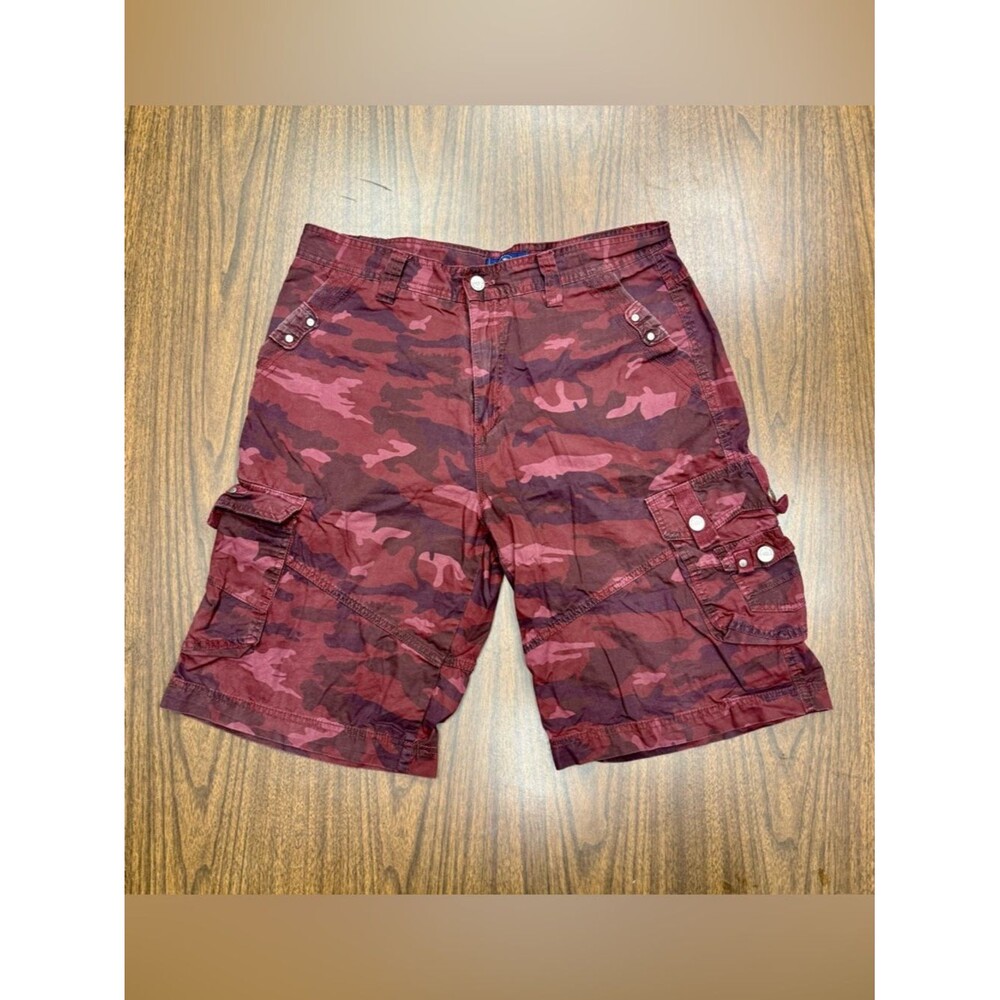 Signature Red Skater 🛹 Punk Camo Cargo Shorts Size 36 Men’s 🤘